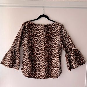Green Envelope Los Angeles Leopard Boho
Print Top Size Large